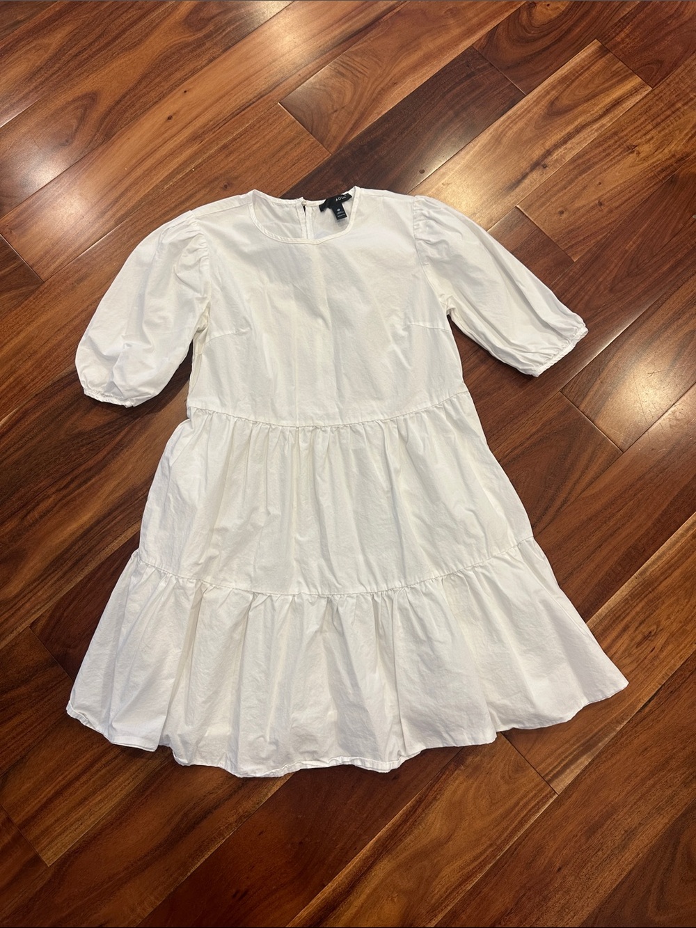 Classic White Tiered Womens Dress - Puff Sleeve